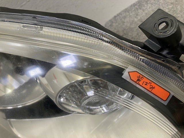 マーチ K13 純正 後期 右 ヘッドライト/ランプ ハロゲン レベライザー 刻印1 KOITO 100-17944 日産(148471)