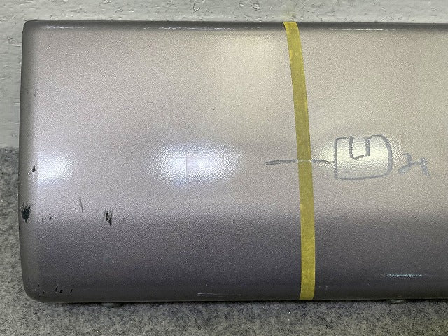 タウンボックス U61W/U62W/U63W/U64W 純正 右 フロント ドア プロテクター MR557424-1 76852-6A01M チタニウムグレー U17 三菱(148482)