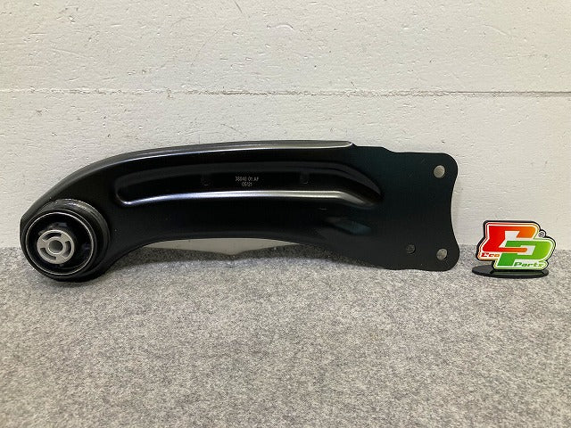 新品!パサート/B6 3C系 2005-2011 社外 右 トレーリングアーム 3804001 LEMFORDER 未塗装 フォルクスワーゲン(148500)