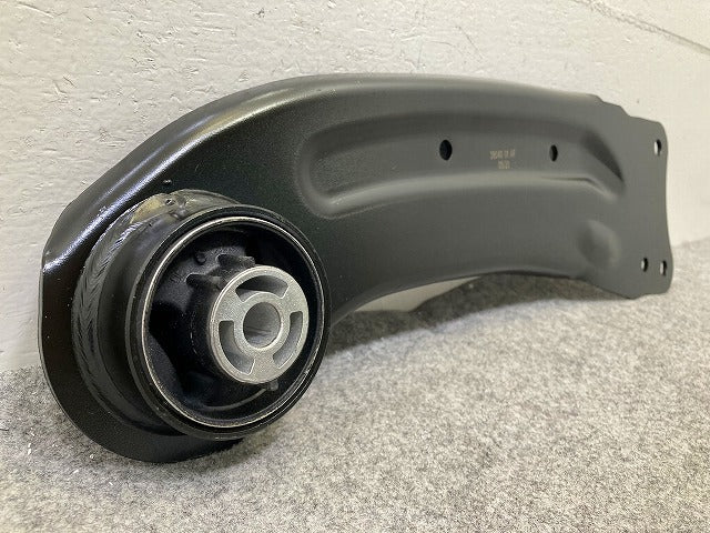 新品!パサート/B6 3C系 2005-2011 社外 右 トレーリングアーム 3804001 LEMFORDER 未塗装 フォルクスワーゲン(148501)