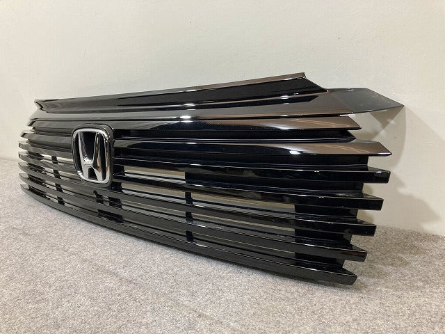 新車取り外し!ヴェゼル/VEZEL RV3/RV4/RV5/RV6 純正 後期 フロント グリル/ラジエーターグリル カメラ穴付 ブラックパール NH731P(148525)