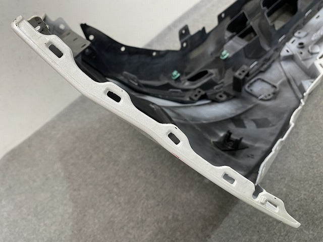 ノート/NOTE E13/SNE13 純正 前期 フロント バンパー 62022 6XJ0H ピュアホワイトパール QAC 日産(148543)