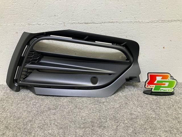 新品!S60/V60 FB 系/FD 系/Rデザイン 純正 右 フロント バンパー ロア カバー 31383153 V31383153 グレー メタリック ボルボ(148547)