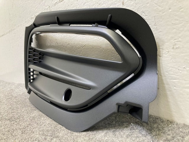 新品!S60/V60 FB 系/FD 系/Rデザイン 純正 右 フロント バンパー ロア カバー 31383153 V31383153 グレー メタリック ボルボ(148547)