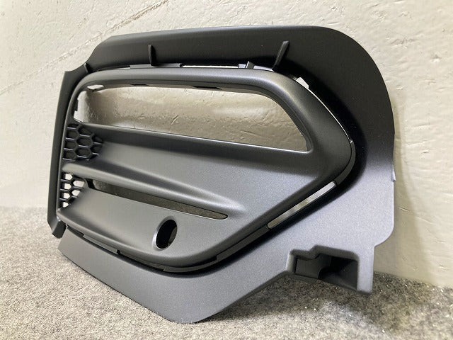 新品!S60/V60 FB 系/FD 系/Rデザイン 純正 右 フロント バンパー ロア カバー 31383153 V31383153 グレー メタリック ボルボ(148548)