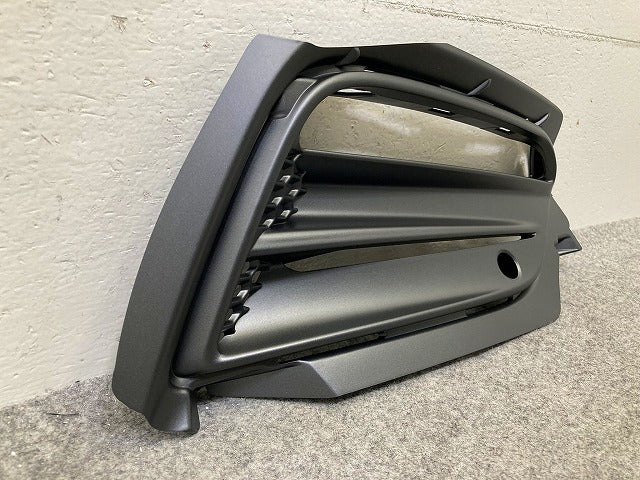 新品!S60/V60 FB 系/FD 系/Rデザイン 純正 右 フロント バンパー ロア カバー 31383153 V31383153 グレー メタリック ボルボ(148549)