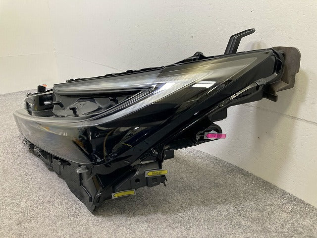 プリウス 60系/ZVW60/ZVW65/MXWH60/MXWH65/MXWH61 純正 左 ヘッドライト/ランプ LED 刻印X KOITO 47-123 81106-47A90 トヨタ(148550)