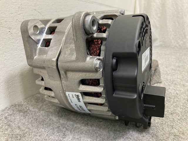 新品!W222 Sクラス 社外 オルタネーター ダイナモ VALEO 443020 メルセデスベンツ(148564)