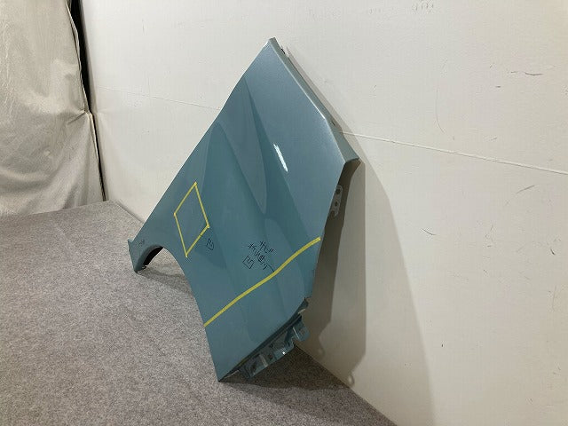 eKクロス スペース B34A/B35A/B37A/B38A 純正 右 フロント フェンダー ミストブルーパール D32 三菱(148575)