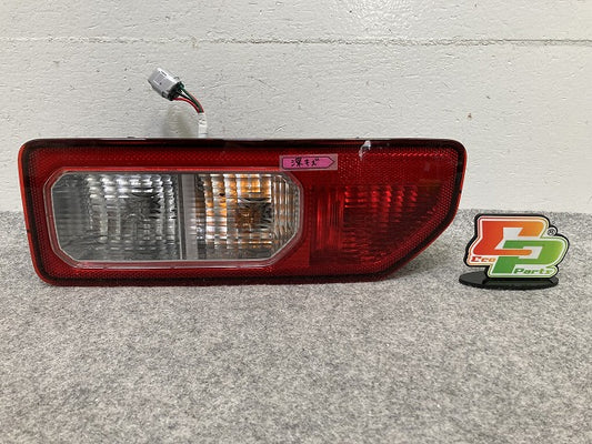 ジムニー/ジムニーシエラ JB64W/JB74W 純正 右 テールランプ/ライト/レンズ ハロゲン KOITO 220-5938C スズキ(148581)