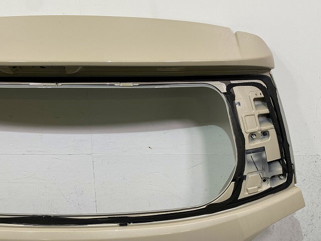 パッソ モーダ M700A/M710A 純正 リアゲート/バックドア/リアハッチ 内張り付 67149-B1150 パウダリーベージュ T25 トヨタ(148587)