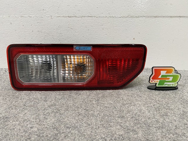 ジムニー/ジムニーシエラ JB64W/JB74W 純正 右 テールランプ/ライト/レンズ LED KOITO 220-5938C スズキ(148598)