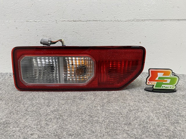 ジムニー/ジムニーシエラ JB64W/JB74W 純正 右 テールランプ/ライト/レンズ LED KOITO 220-5938C スズキ(148601)