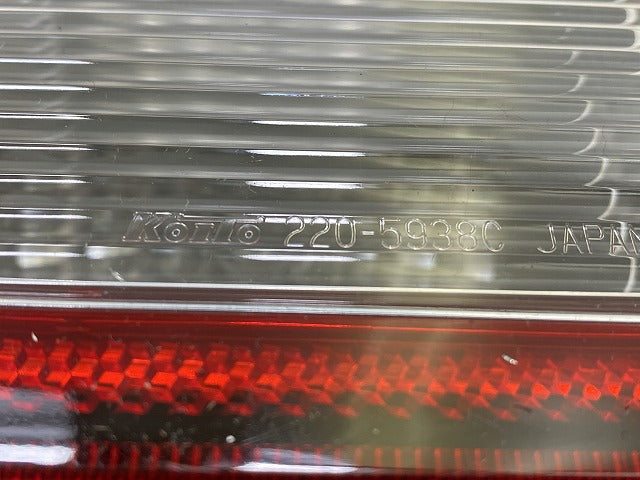 ジムニー/ジムニーシエラ JB64W/JB74W 純正 右 テールランプ/ライト/レンズ LED KOITO 220-5938C スズキ(148601)