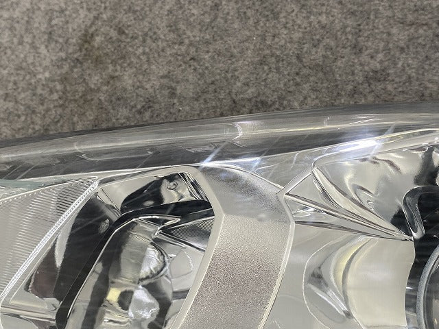 カローラ フィールダー 16系/NZE161G/NZE164G/NKE165G/ZRE162G 純正 後期 左 ヘッドライト ハロゲン レベライザー 刻印K 12-595(148604)