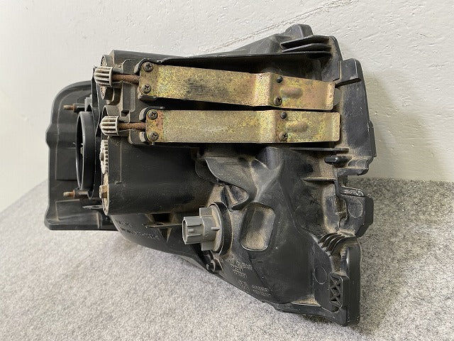 ミニキャブ U61V/U62V/U62T/U61W/U62W/U71 純正 左 ヘッドライト/ランプ ハロゲン 刻印0 STANLEY P1711 三菱(148607)