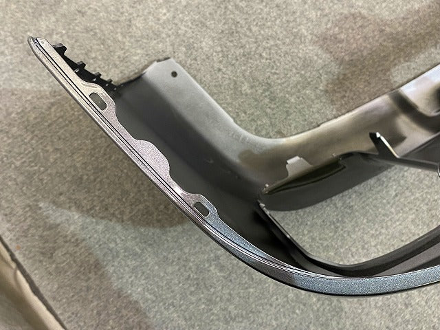 新品!キャラバン NV350 標準 E26 純正 後期 フロント バンパー 62022 5YE0H 62022-5YE7A ダークメタルグレーメタリック KAD 日産(148625)