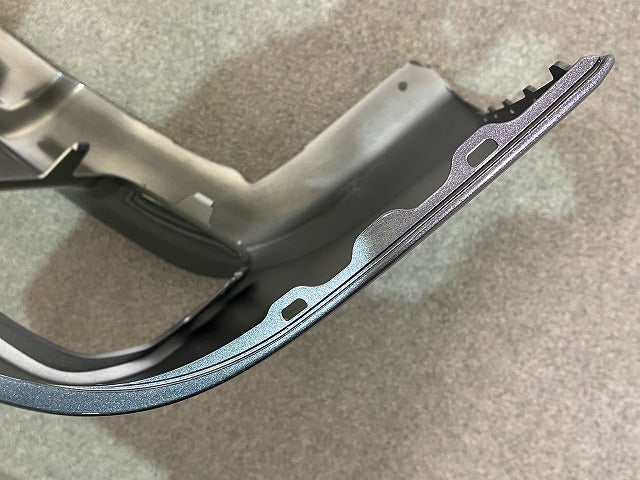 新品!キャラバン NV350 標準 E26 純正 後期 フロント バンパー 62022 5YE0H 62022-5YE7A ダークメタルグレーメタリック KAD 日産(148625)
