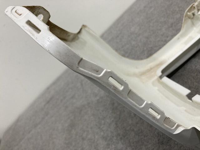 エブリィ/クリッパー NV100/スクラム/ミニキャブ DA17V/DR17V/DG17V/DS17V 純正 リア バンパー 71811-64P0 白素地 スズキ(148631)