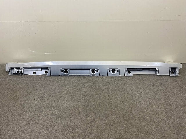 カローラ スポーツ 210系/NRE210H/NRE214H/ZWE211H/ZWE213H/ZWE219H/MZEA12H 純正 左 サイドステップ 75860-12090 ホワイト 089(148662)