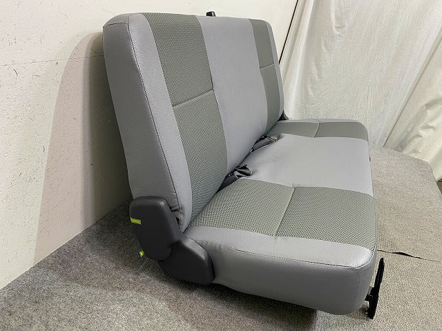 新車取り外し!タウンエース/ライトエース S403M/S403U/S413M/S413U 純正  リア シート 後部座席 71300-BZK20-B1 トヨタ(148669)