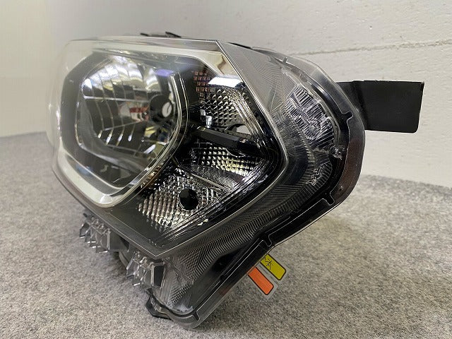 ジャンク!ルークス B44A/B47A/B48A 純正 前期 右 ヘッドライト/ランプ ハロゲン KOITO 100-23778 日産(148679)