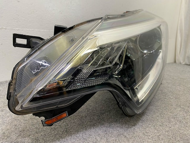 ノート/NOTE e-POWER E12/HE12/NE12/SNE12 純正 後期 左 ヘッドライト/ランプ ハロゲン レベライザー 刻印B ICHIKOH 1933 日産(148684)