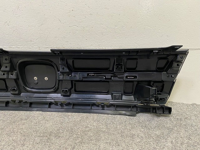 新車取り外し!フリード エアー/e:HEV/GT5/GT7 純正 フロント グリル/ラジエーターグリル 71202-33F-J01-M1 ブラック ホンダ(148723)