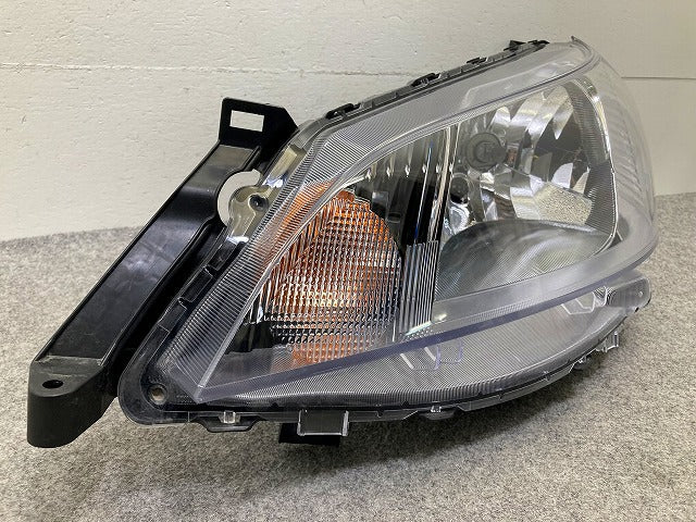 バネット NV200 M20/VM20/VNM20 純正 右 ヘッドライト/ランプ ハロゲン 刻印カ ICHIKOH 1979 日産(148727)