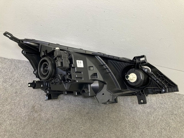バネット NV200 M20/VM20/VNM20 純正 右 ヘッドライト/ランプ ハロゲン 刻印カ ICHIKOH 1979 日産(148727)