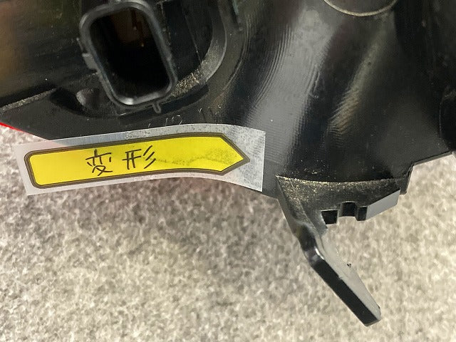 ラパン HE33S 純正 右 テールランプ/ライト/レンズ LED ICHIKOH D153 35650-80P00 スズキ(148734)