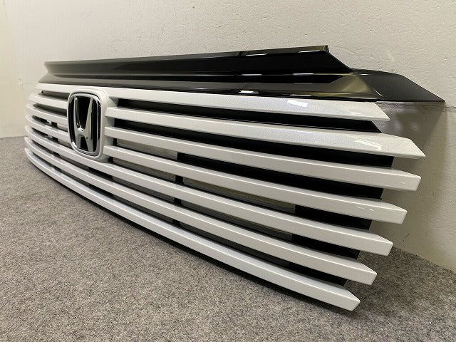 新車取り外し!ヴェゼル/VEZEL e:HEV RV3/RV4/RV5/RV6 純正 フロント グリル/ラジエーターグリル ホワイトパール NH609P ホンダ(148735)