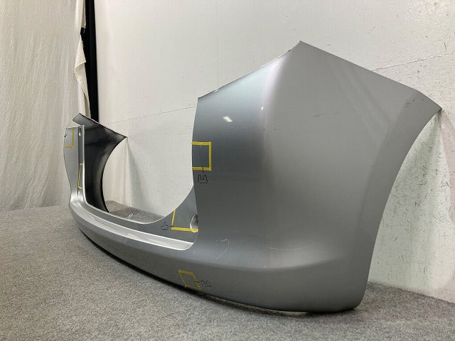ラクティス NCP100/NCP105/SCP100 純正 後期 リア バンパー 52159-52600 シルバーマイカメタリック 1E7 トヨタ(148749)