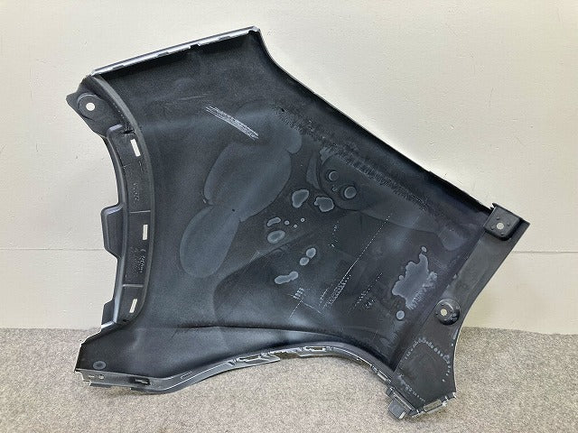 カローラ クロス ZSG10/MXGA10/ZVG11/ZVG15/ZVG13/ZVG16 純正 右 リア コーナー パネル カバー 52165-16020 ホワイトパール 089(148755)