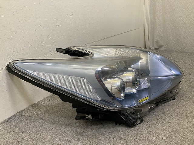 プリウス 30系/ZVW30 純正 前期 右 ヘッドライト/ランプ LED レベライザー 刻印ニ KOITO 47-30 トヨタ(148767)