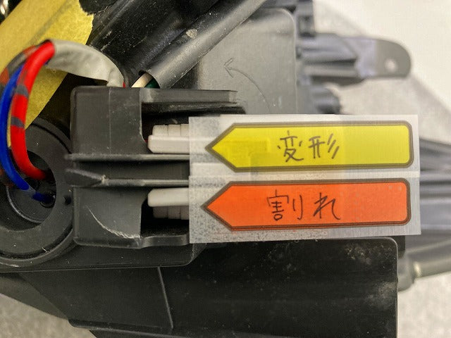 プリウス 30系/ZVW30 純正 前期 右 ヘッドライト/ランプ LED レベライザー 刻印ニ KOITO 47-30 トヨタ(148767)