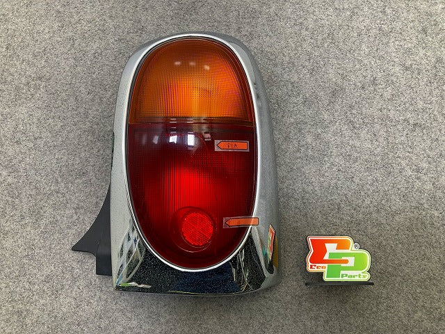 キャロル AC6P 純正 右 テールランプ/ライト/レンズ ハロゲン STANLEY 043-1479 マツダ(148774)