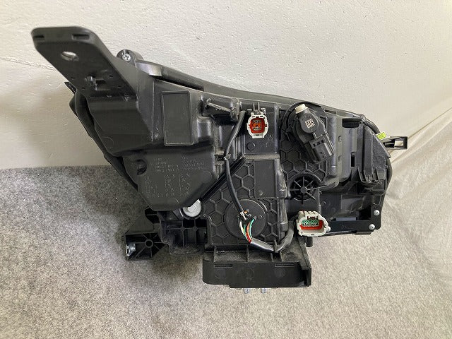 オーラ AURA/ノート NOTE FE13/FSNE13/E13/SNE13 純正 左 ヘッドライト/ランプ LED レベライザー 刻印C ICHIKOH 1994 日産(148784)