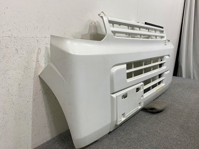 エブリィ/クリッパー NV100/スクラム/ミニキャブ DA17V/DR17V/DG17V/DS17V 純正 フロントバンパー 71711-64P1 スズキ(148794)