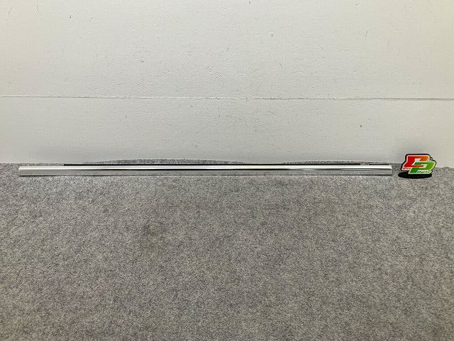 新品!トゥーラン 1T系 2004~ 純正 右 リア ドア ベルトモールアウター メッキ フォルクスワーゲン(148815)