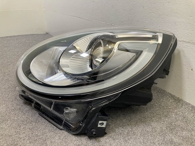 パッソ モーダ M700A/M710A 純正 左 ヘッドライト/ランプ LED レベライザー KOITO 100-69028 トヨタ(148827)