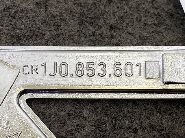 新品!ゴルフ4/GOLF IV 1J系 純正 フロント エンブレム/オーナメント 1J0.853.601 1J0853601FDY メッキ フォルクスワーゲン(148843)