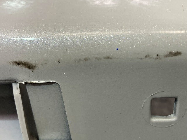 ヤリス KSP210/MXPA10/MXPA15/MXPH10/MXPH15 MXPH14/MXPH17 純正 左 サイド ステップ スカート 75860-K0050 ホワイト 089 トヨタ(148848)