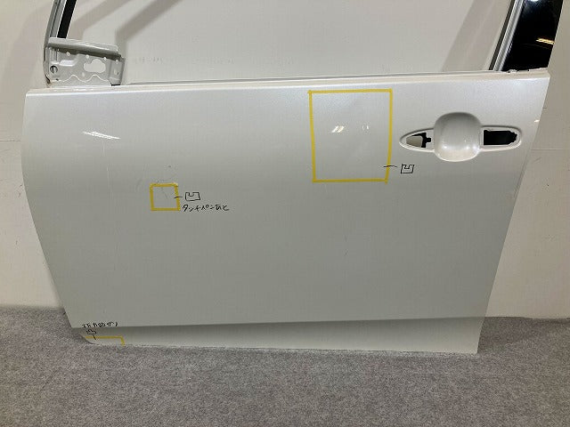プリウス 50系/ZVW50/ZVW51/ZVW55/プリウス PHV ZVW52 純正 左 フロント ドア ホワイトパールクリスタルシャイン 070 トヨタ(148850)