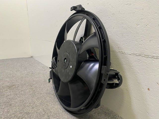 新品!パサート 3B系 社外 電動ファン COOLXPERT 002-60-01182 フォルクスワーゲン(148861)