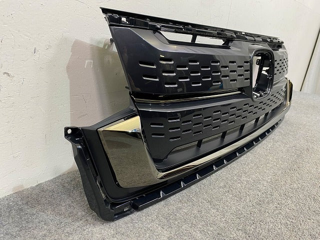 新車取り外し!ステップワゴン スパーダ/RP6/RP7 e:HEV/RP8 純正 フロント グリル/ラジエーターグリル 71201-3T0-J01-M1 ホンダ(148863)