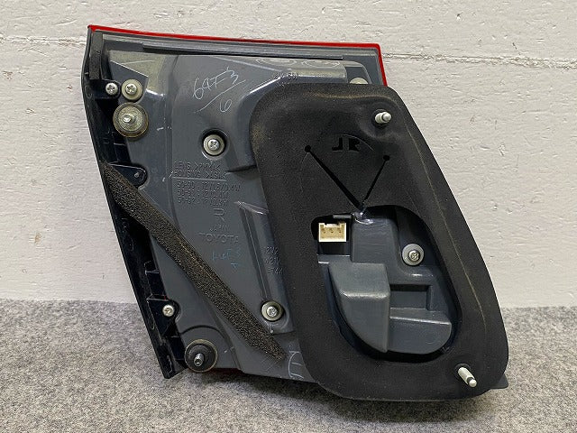 LS/LS460 USF40/USF41/USF45/USF46/UVF45/UVF46 純正 前期 右 フィニッシャーランプ/テールランプ/ライト/レンズ LED KOITO 50-91(148890)