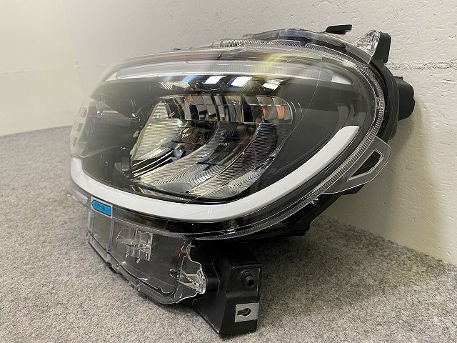 タント LA650S/LA660S 純正 左 ヘッドライト/ランプ LED レベライザー 刻印01 KOITO 100-69074 ダイハツ(148903)