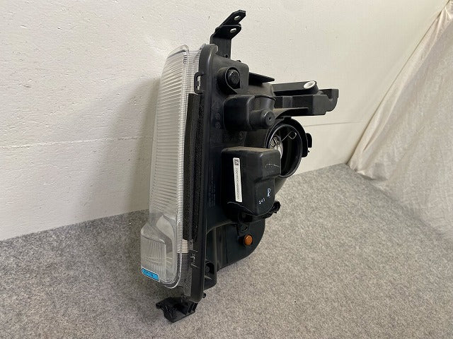 エブリィ/クリッパー NV100/スクラム DA17V/DR17V/DG17V 純正 左 ヘッドライト/ランプ ハロゲン AL Automotive Lighting LE14C6327(148909)