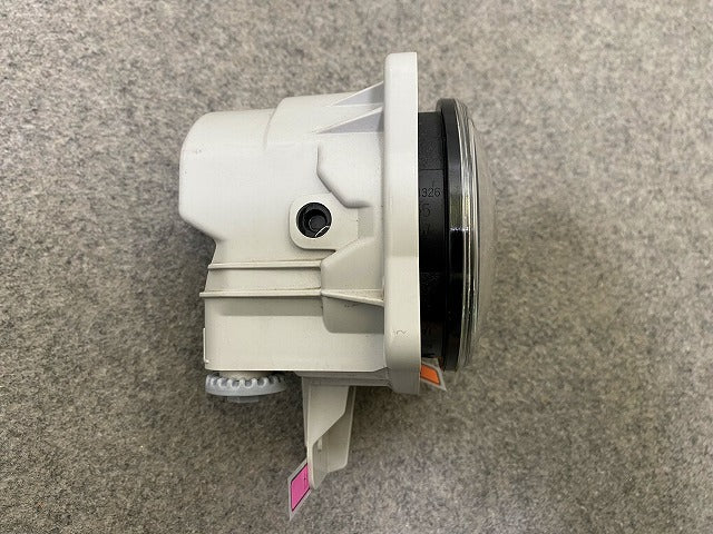 ダイハツ/トヨタ/ホンダ/スバル/スズキ 汎用 LA150S LA800S/M900A/ZN6/JF1 純正 左 フォグランプ LED KOITO 114-11092 81220-B2460(148911)